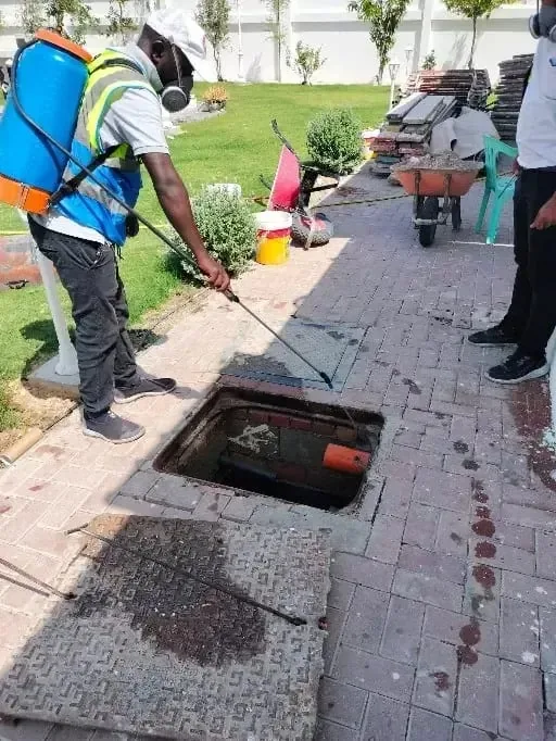 معالجة الصرف وغرف التفتيش